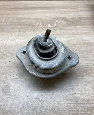 BMW X3 E83 Engine mount bracket 3400336