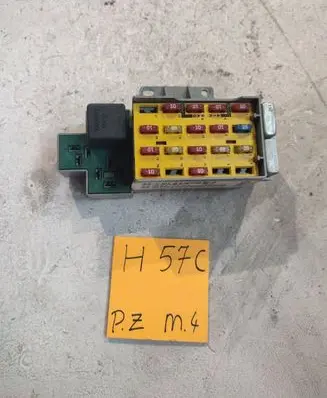 Chrysler PT Cruiser Fuse box set P04671458AE