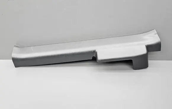 Suzuki Swift II Front sill trim cover 7615168L0