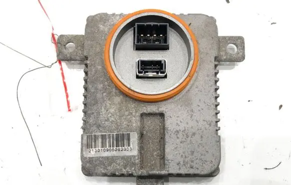 Audi Q7 4L Voltage converter/converter module 8K0941597B