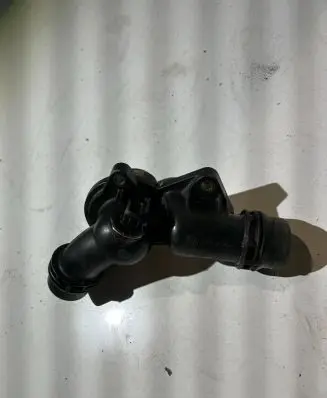 BMW 5 E60 E61 Thermostat 1436824