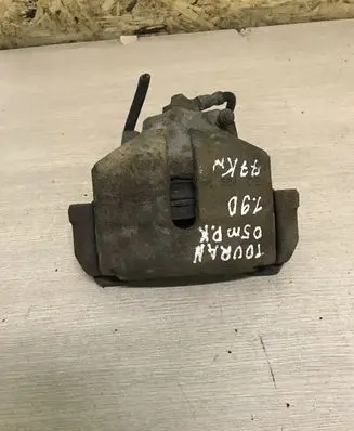 Volkswagen Touran I Front brake caliper