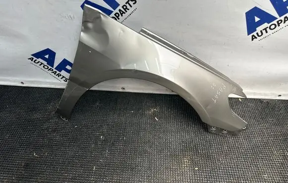 Volkswagen PASSAT CC Fender 3C8821106