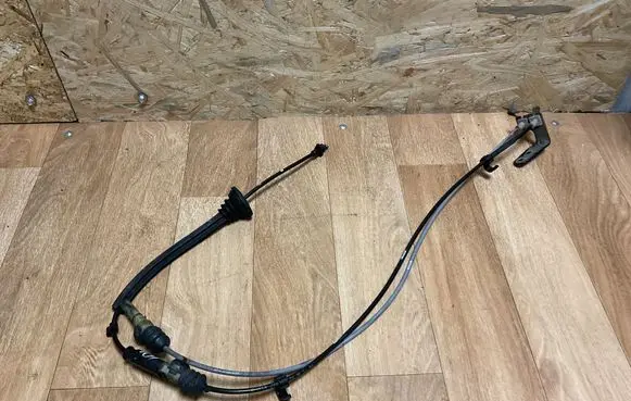 Mercedes-Benz A W168 Gear shift cable linkage 1682900985