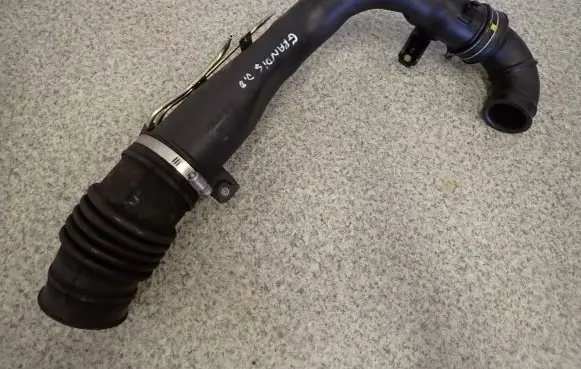 Mitsubishi Grandis Intercooler hose/pipe 1505A064