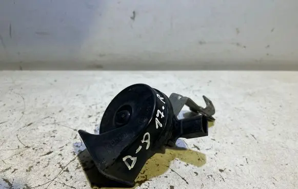 Volkswagen PASSAT B8 Horn signal A046522 002408