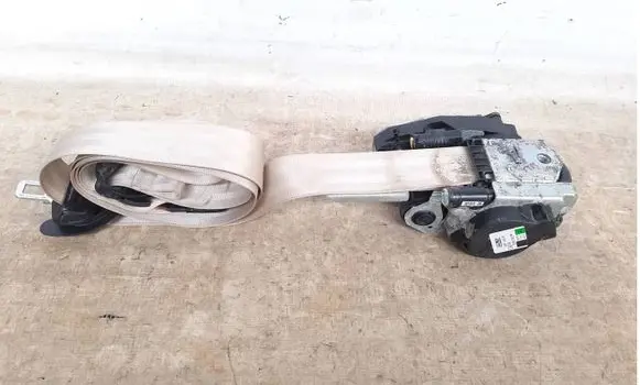 Audi Q7 4M Front seatbelt 4M0857706E