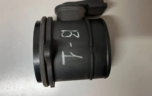 Mini One - Cooper Clubman R55 Mass air flow meter 9650010780 13627794972 7794972