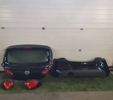 Opel Corsa E Truck tailgate 