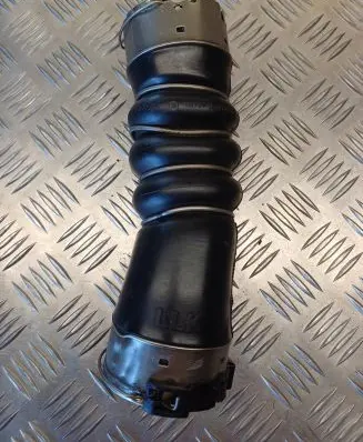 BMW 5 F10 F11 Intercooler hose/pipe 7800144 11279410