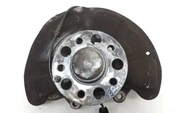 Mercedes-Benz E W212 Front wheel hub spindle knuckle A2125400117 A2124201144