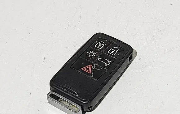 Volvo S80 Ignition key/card 8676873 5WK49264
