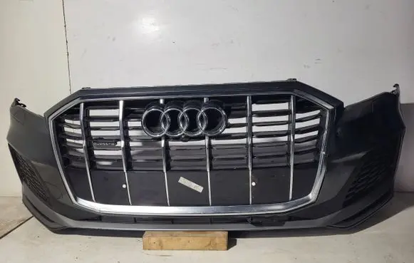 Audi Q7 4M Front bumper 4M0807733F