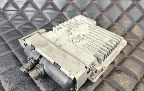 Volkswagen Golf VI Engine control unit/module 03L906023ML 03L907425C