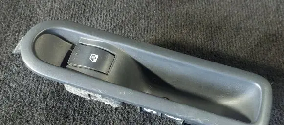 Renault Scenic II - Grand scenic II Electric window control switch 156013870 21980