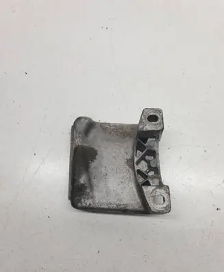 BMW 5 E60 E61 Engine mounting bracket 24168110 7010593