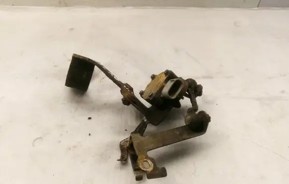 Headlight/headlamp level sensor