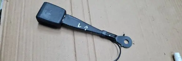Audi A5 Front seatbelt buckle 8W0857755A