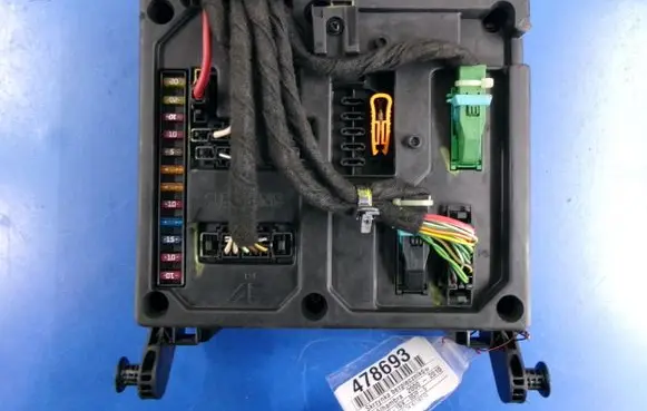 Seat Alhambra (Mk1) Fuse box set 7M3962258AD