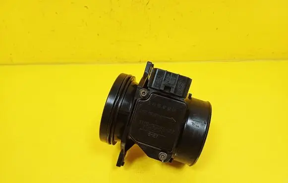 Ford Focus Mass air flow meter 98AB12B579B1B