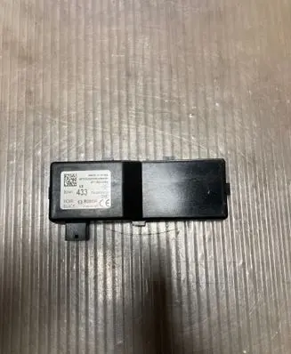 Chevrolet Orlando Antenna control unit 13503204 F00HJ00487 TA2010972