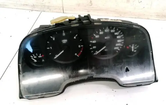 Opel Zafira A Speedometer (instrument cluster) 09228758 351185000