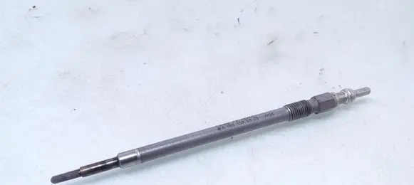 Mercedes-Benz E A207 Glow plug A0011595801