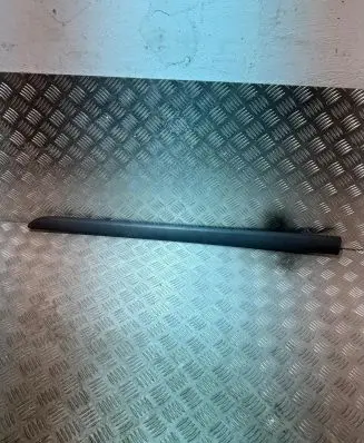 Skoda Fabia Mk2 (5J) Front door trim (molding) 5J6853515