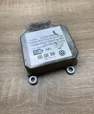 Volkswagen Golf III Airbag control unit/module 6N0909603 5WK4137