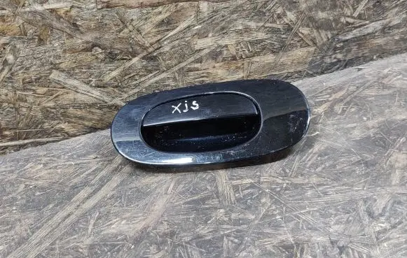 Jaguar XJS Rear door exterior handle R20194