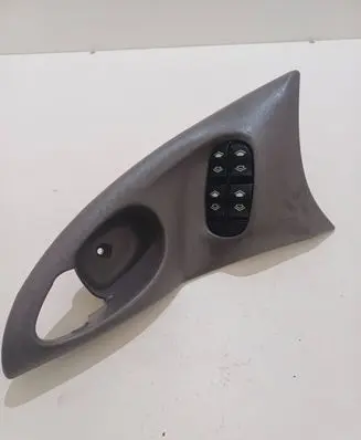 Ford Focus Electric window control switch 98AB14A132DE 03162252