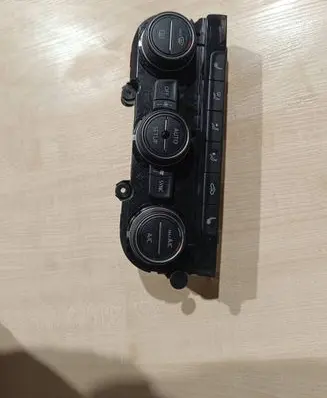 Volkswagen Golf VII Climate control unit 5G0907044AA 5HB01118144
