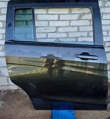 Mazda 5 Side sliding door 