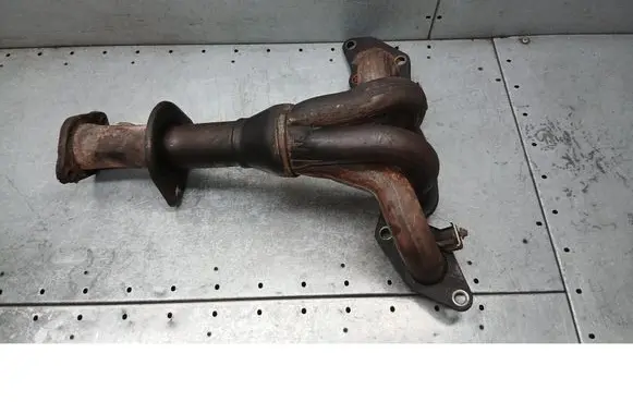 Ford Mondeo Mk III Exhaust manifold 