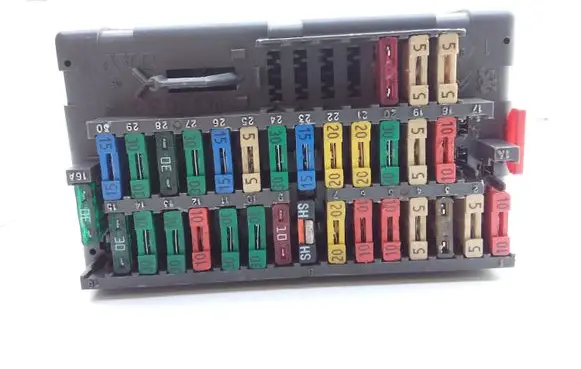 Citroen Xantia Fuse box set 94534783
