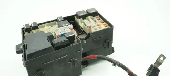 Volvo V50 Fuse box set 8688040
