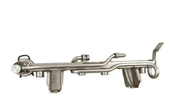 Volkswagen PASSAT B5.5 Fuel main line pipe 06B133313M 1095114106T