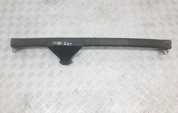 Volvo XC70 Engine mounting bracket