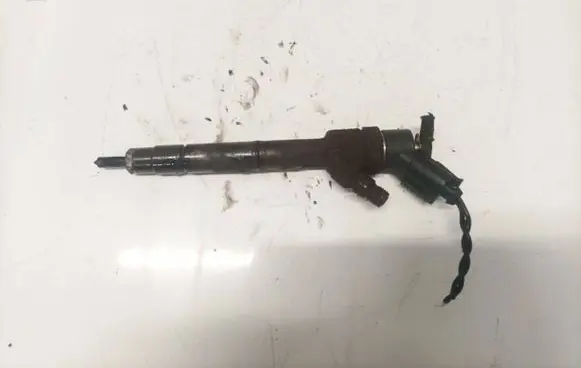 Mercedes-Benz A W168 Fuel injector a6680701287