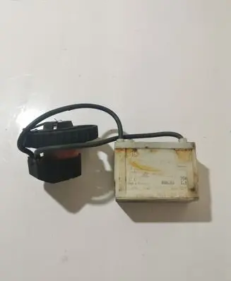 BMW 7 E38 Headlight ballast module Xenon 1307329