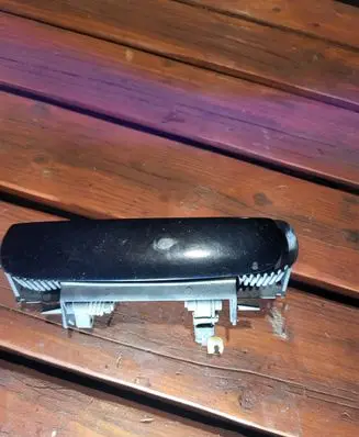 Audi A3 S3 8L Front door exterior handle 4B0839885