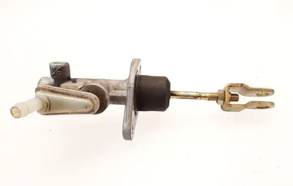 Mitsubishi Space Star Clutch master cylinder