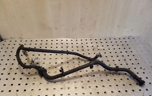BMW X3 E83 Fuel line pipe