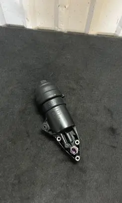 Audi Q7 4L Oil filter mounting bracket 06E115405