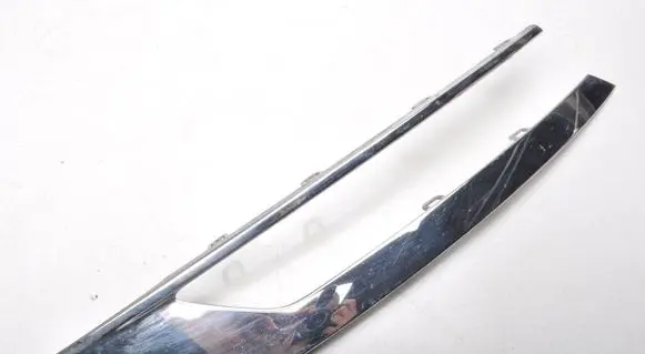 Volvo S90, V90 Front bumper lower grill 31425448