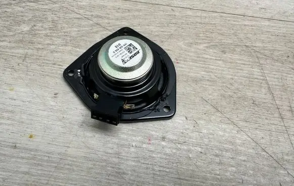 Porsche Cayenne (92A) Panel speaker 3121080010 7PP035828D