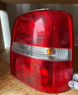Volkswagen Touran I Tail light bulb cover holder 1T0945258D