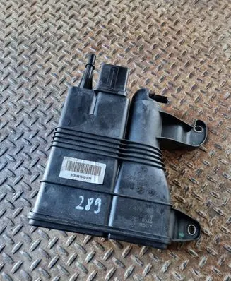 Active carbon filter fuel vapour canister