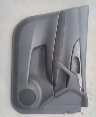 Nissan Qashqai Front door card panel trim