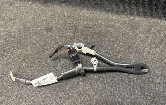 Chevrolet Camaro Negative earth cable (battery) 84063682 545324639 B2E161200609
